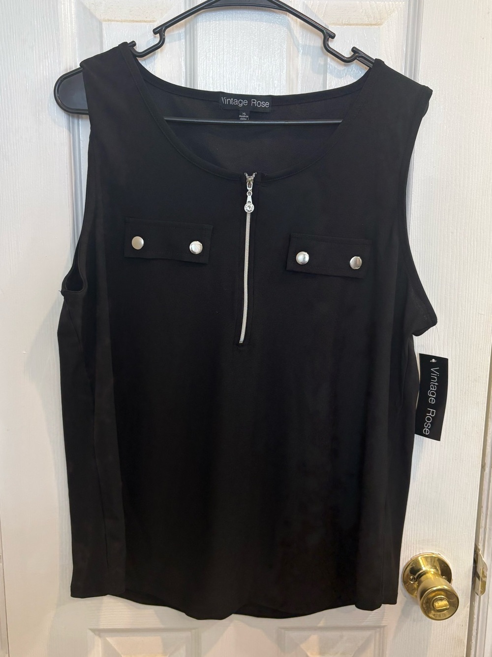 NWT Vintage Rose black casual sleeveless top XL